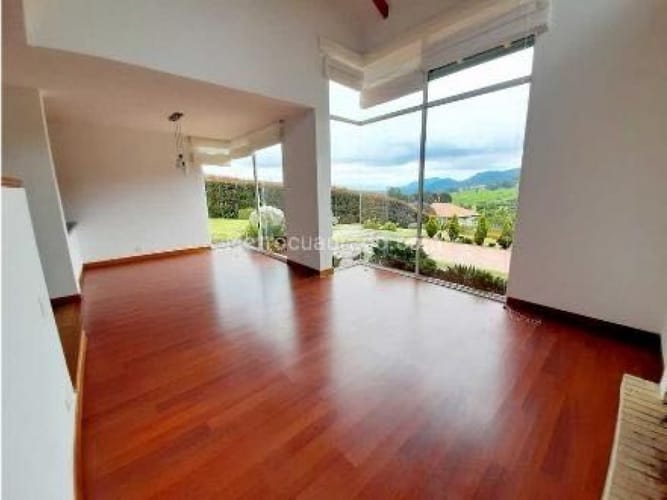 Casa de 3 alcobas en venta en Agrupación Macadamia, La Calera, 205 m² · foto 3 de 22
