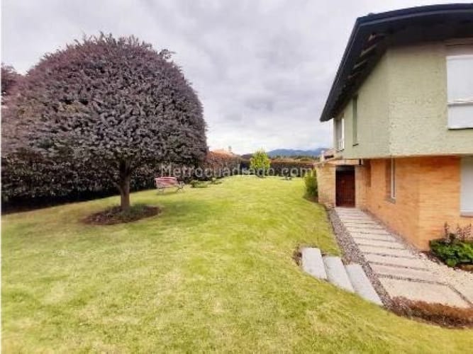 Casa de 3 alcobas en venta en Agrupación Macadamia, La Calera, 205 m² · foto 5 de 22