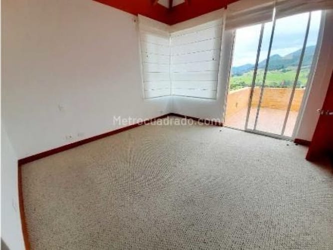 Casa de 3 alcobas en venta en Agrupación Macadamia, La Calera, 205 m² · foto 13 de 22