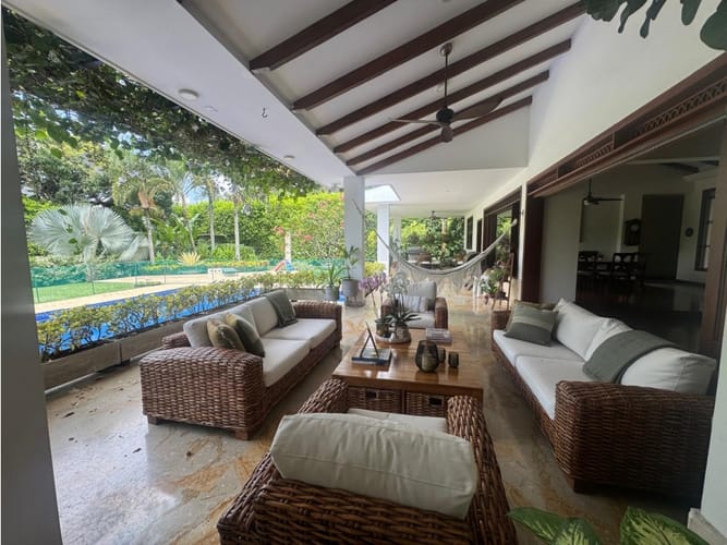 Casa de 4 alcobas en venta en Pance, Cali, 467 m² · foto 2 de 24