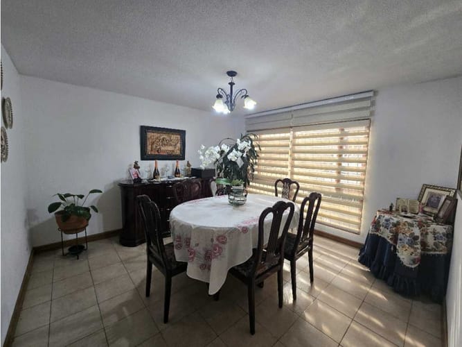 Apartamento de 4 alcobas en venta en Villa Magdala, Bogotá, 237 m² · foto 5 de 20