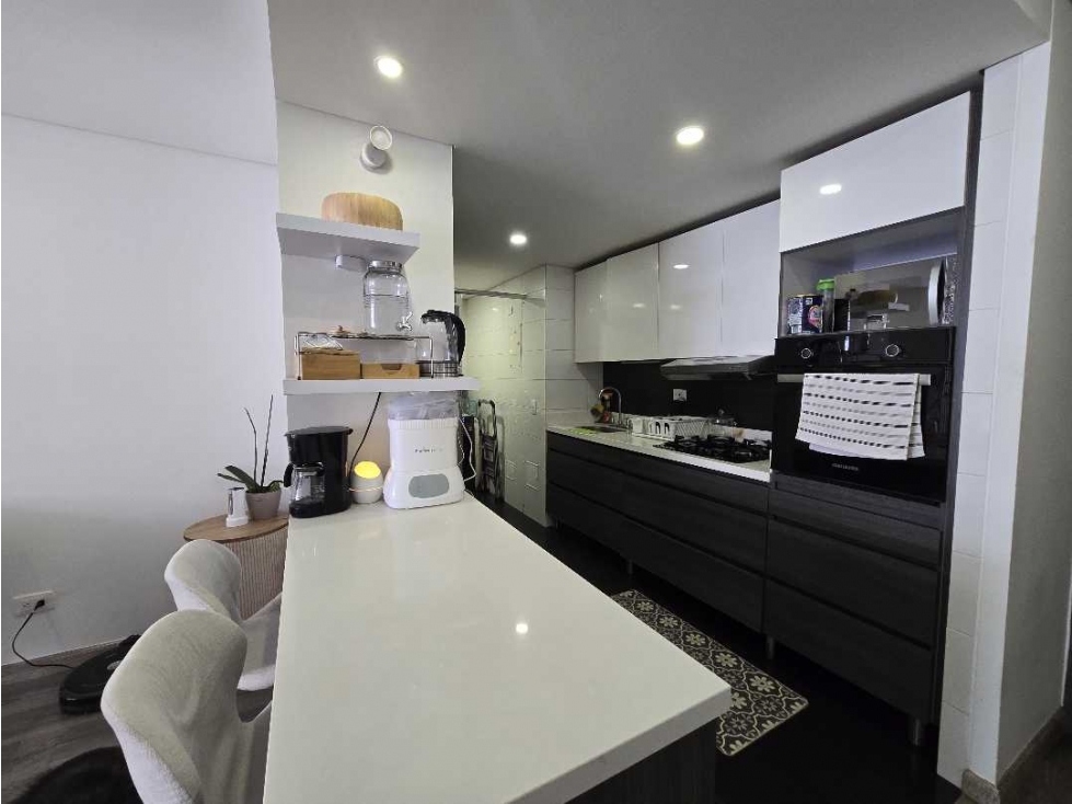 Apartamento en venta en Cedritos, Bogotá · foto 10 de 23