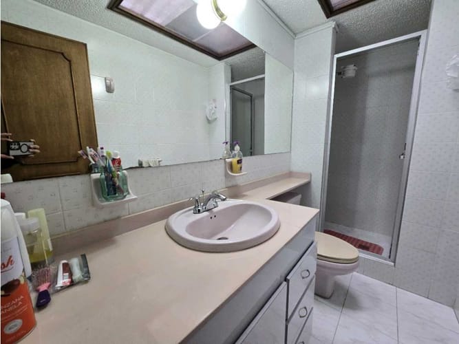 Apartamento de 4 alcobas en venta en Villa Magdala, Bogotá, 237 m² · foto 16 de 20