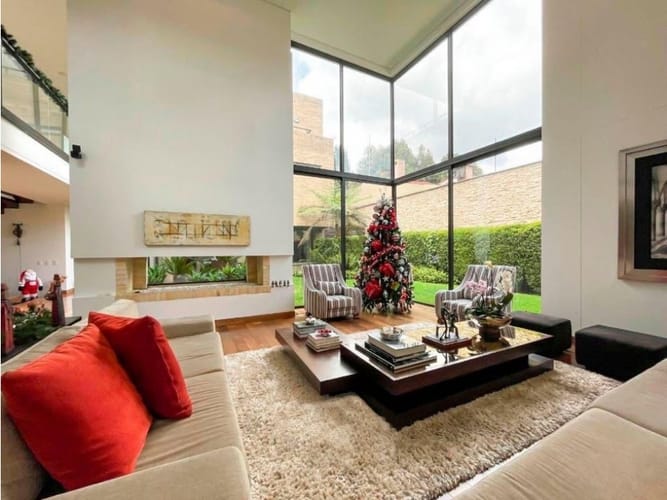 Casa de 5 alcobas en venta en Usaquen, Bogotá, 889 m² · foto 8 de 18