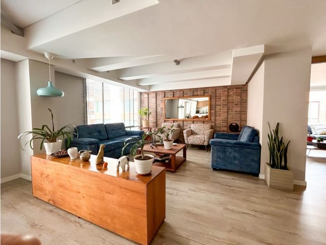 Apartamento de 4 alcobas en venta en San Patricio, Bogotá, 188 m² · foto 2 de 24