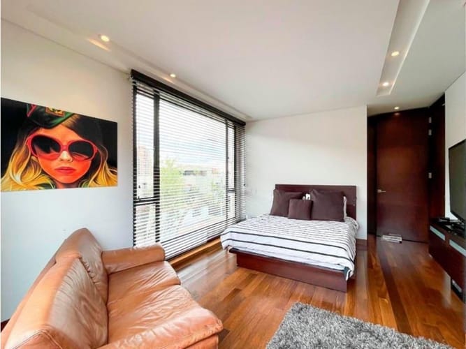 Casa de 5 alcobas en venta en Usaquen, Bogotá, 889 m² · foto 12 de 18