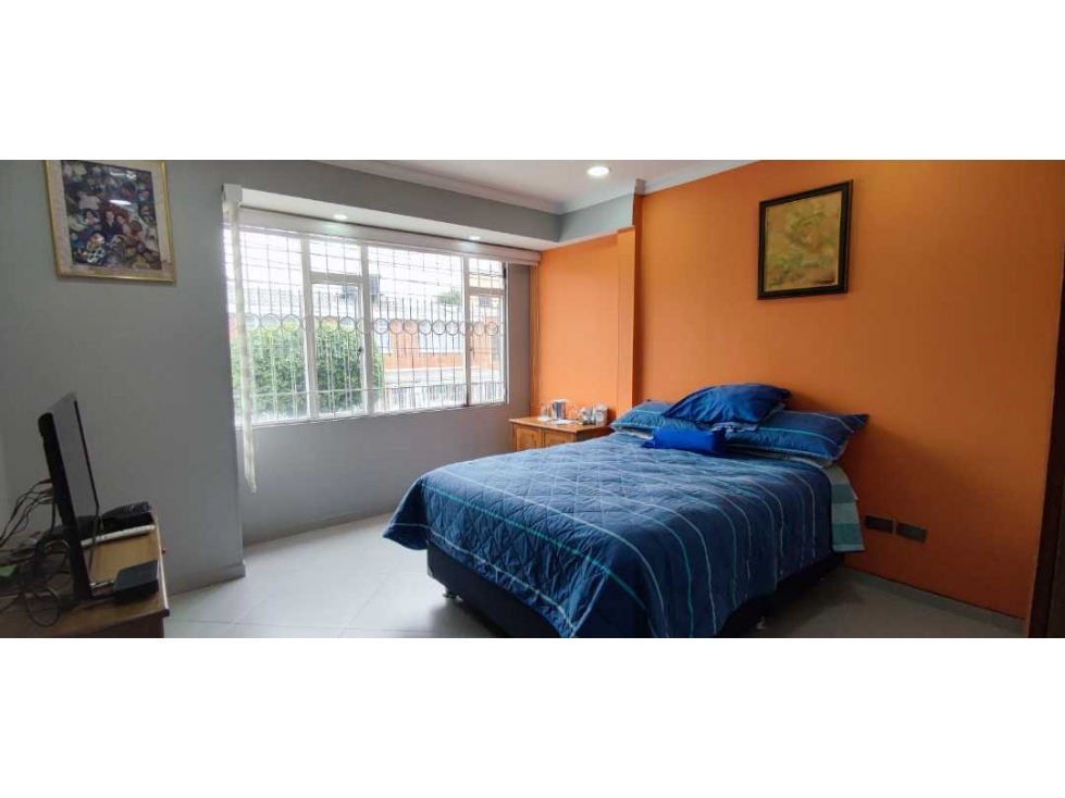 Casa en venta en Normandia, Bogotá · foto 12 de 18