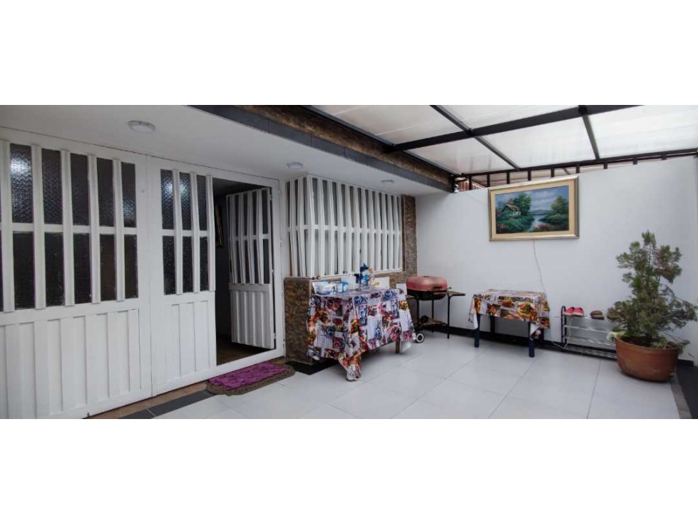 Casa en venta en Normandia, Bogotá · foto 18 de 18