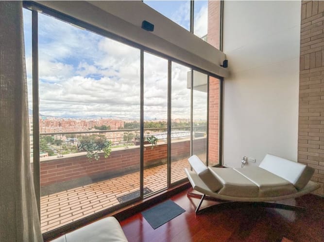 Apartamento de 3 alcobas en arriendo en Lisboa, Bogotá, 320 m² · foto 3 de 24