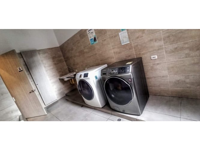 Apartamento en venta en Los Cedritos, Bogotá · foto 8 de 11