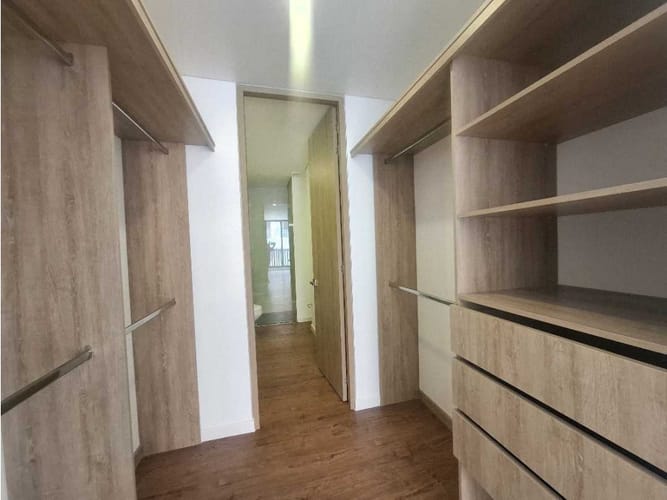 Apartaestudio en venta en Santa Barbara, Bogotá, 60 m² · foto 9 de 15