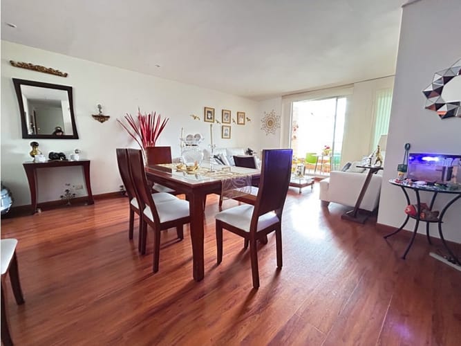 Apartamento de 3 alcobas en venta en Cedritos, Bogotá, 142 m² · foto 4 de 21