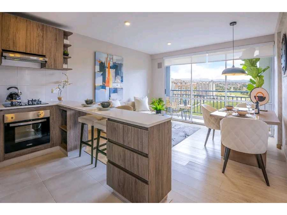 Apartamento en venta en La Felicidad, Bogotá · foto 3 de 13