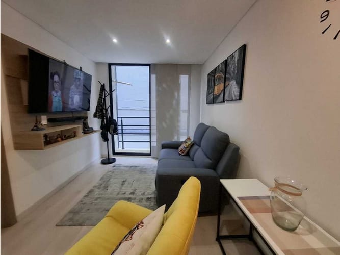 Apartaestudio en venta en Cedritos, Bogotá, 46 m² · foto 2 de 17