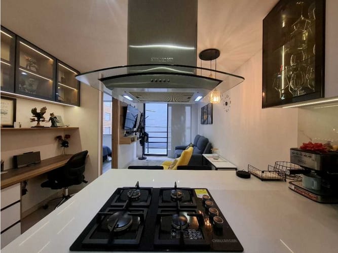 Apartaestudio en venta en Cedritos, Bogotá, 46 m² · foto 4 de 17