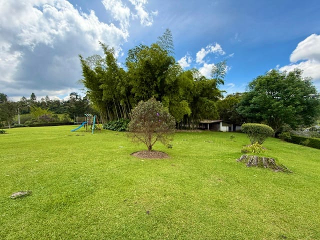 Finca en venta en Lejos Del Nido, El Retiro, 380 m² · foto 6 de 14