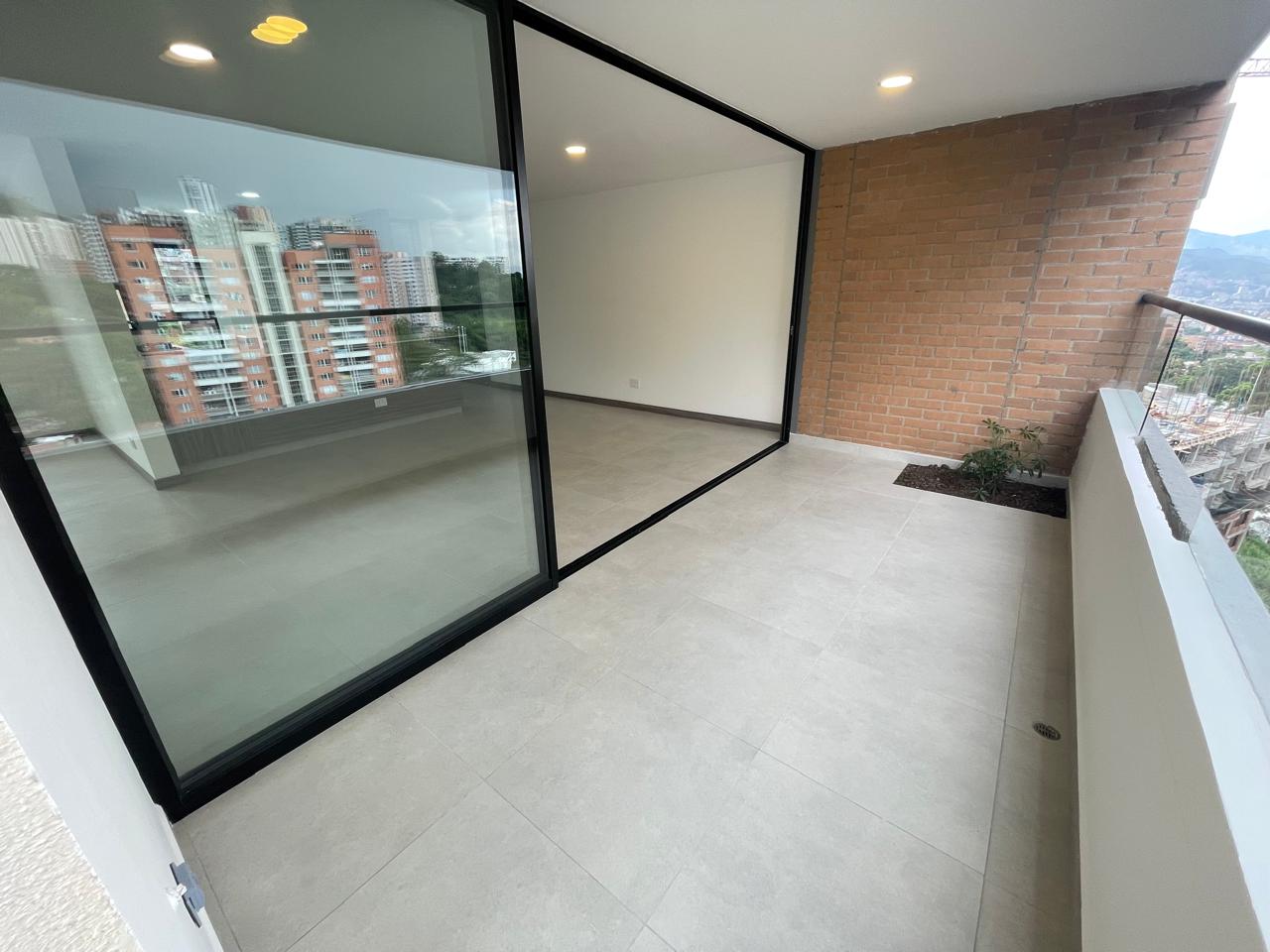 Apartamento en venta en Loma Del Esmeraldal, Envigado · foto 6 de 20