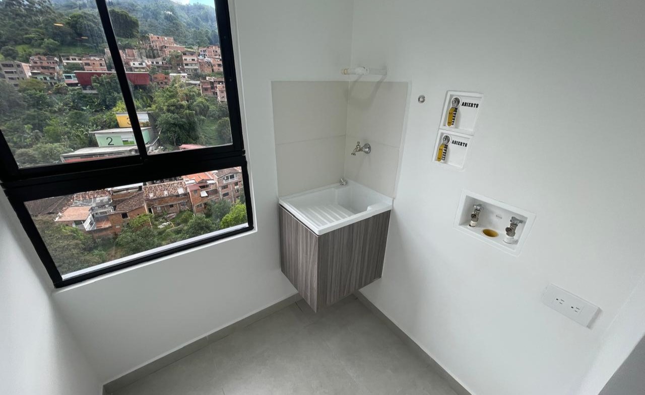 Apartamento en venta en Loma Del Esmeraldal, Envigado · foto 20 de 20