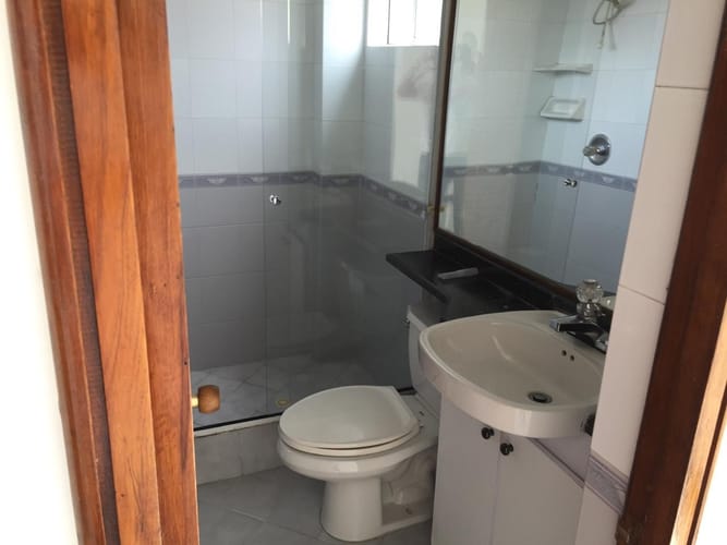 Casa de 5 alcobas en venta en Laureles, Medellín, 137 m² · foto 13 de 15