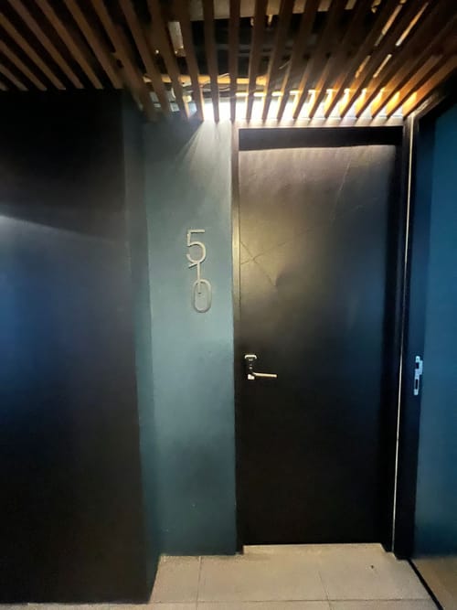 Local en venta en El Poblado, Medellín, 22 m² · foto 3 de 9