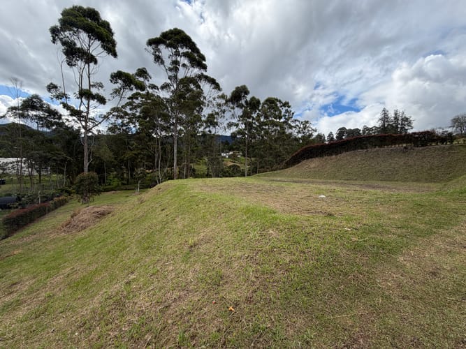Lote en venta en Los Salados, El Retiro, 2333 m² · foto 2 de 9