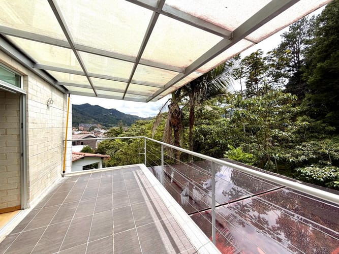 Casa de 3 alcobas en venta en El Retiro, 239 m² · foto 19 de 20