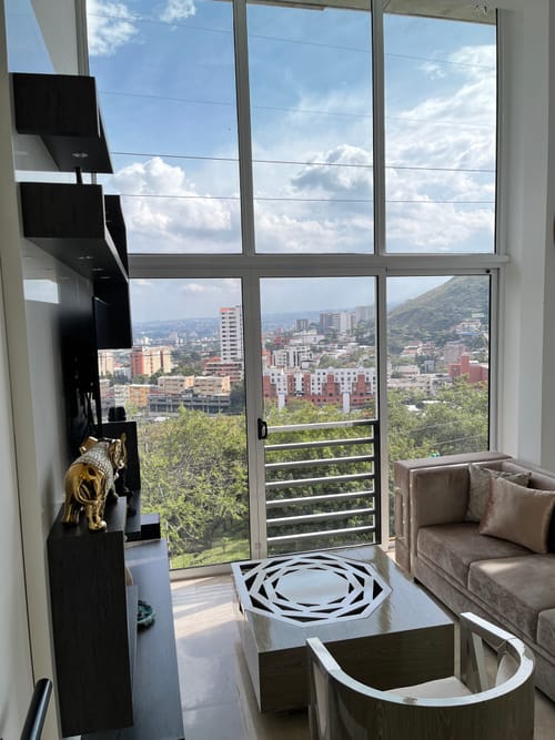 Apartamento de 2 alcobas en venta en Bellavista, Cali, 131 m² · foto 17 de 19