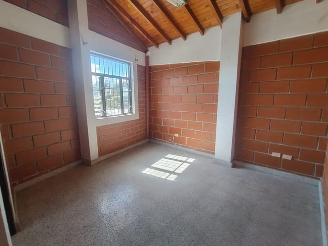 Edificio en venta en Belchite, Rionegro, 400 m² · foto 11 de 24
