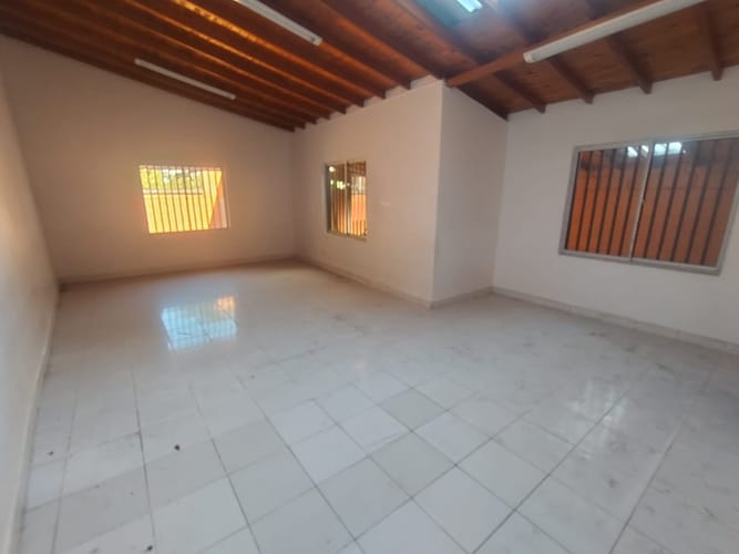 Edificio en venta en Belchite, Rionegro, 400 m² · foto 17 de 24