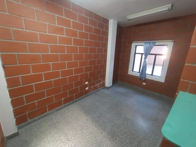 Edificio en venta en Belchite, Rionegro, 400 m² · foto 19 de 24