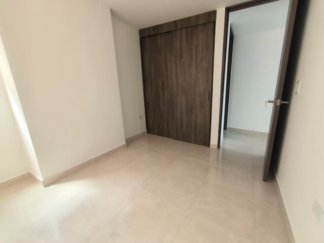 Apartamento de 3 alcobas en venta en Entreamigos, Sabaneta, 81 m² · foto 11 de 14