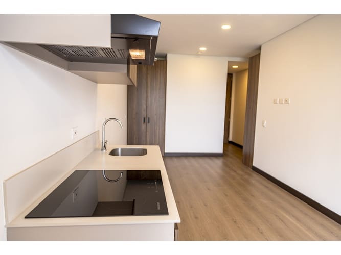 Apartaestudio en venta en Country Club, Bogotá, 29 m² · foto 5 de 12