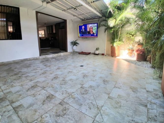 Casa de 4 alcobas en venta en La Orquidea, Neiva, 168 m² · foto 10 de 13