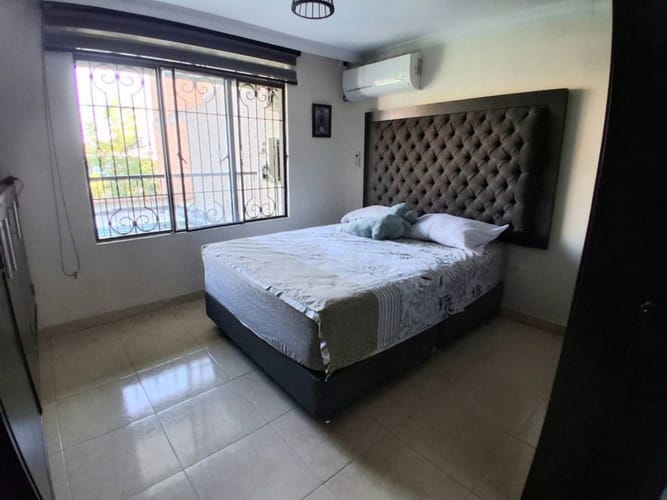 Casa de 4 alcobas en venta en La Orquidea, Neiva, 168 m² · foto 12 de 13