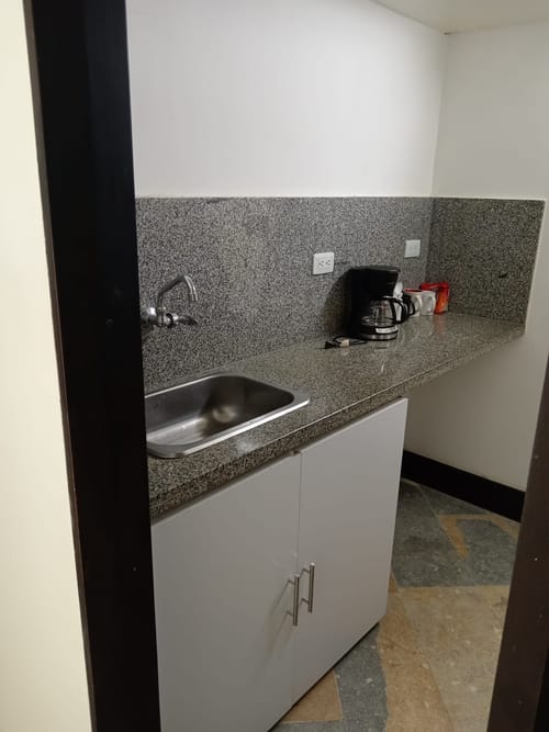 Oficina en arriendo en Ciudad Jardin, Cali, 71 m² · foto 6 de 9