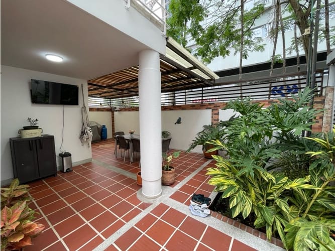 Casa de 4 alcobas en venta en Ub. San Francisco, Ibagué, 220 m² · foto 14 de 24