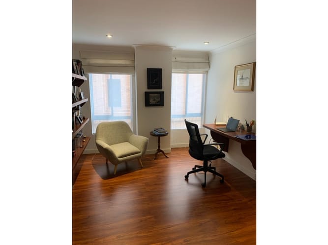 Apartamento de 3 alcobas en venta en Chico, Bogotá, 137 m² · foto 5 de 20