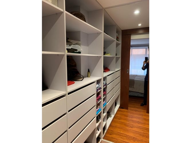 Apartamento de 3 alcobas en venta en Chico, Bogotá, 137 m² · foto 9 de 20