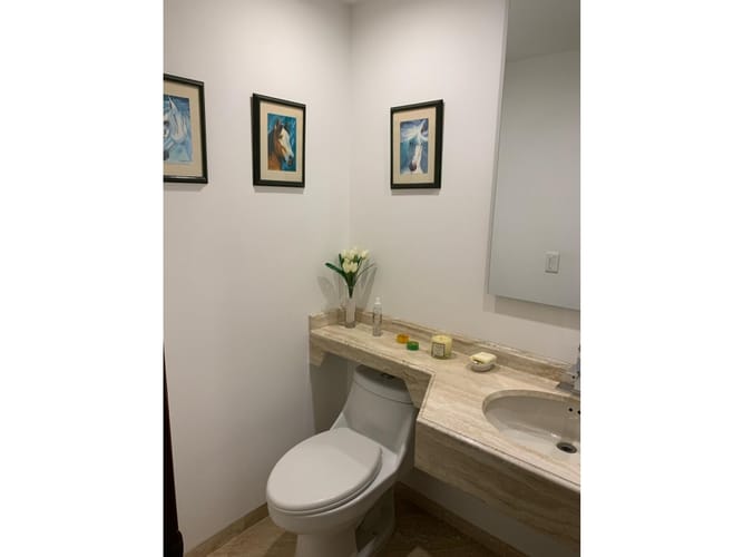 Apartamento de 3 alcobas en venta en Chico, Bogotá, 137 m² · foto 17 de 20