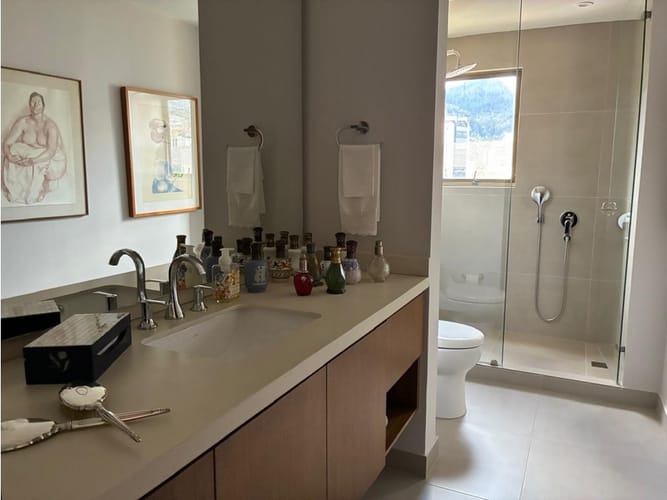 Apartamento de 4 alcobas en venta en El Nogal, Bogotá, 341 m² · foto 21 de 24