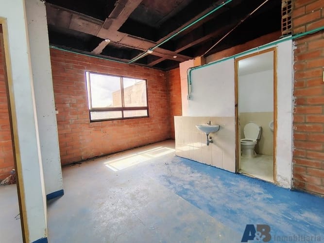 Bodega en arriendo en Andalucia, Bello, 310 m² · foto 6 de 14