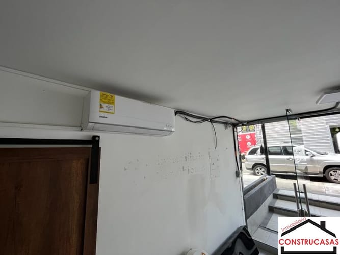 Local en arriendo en El Nogal- Los Almendros, Medellín, 30 m² · foto 6 de 11
