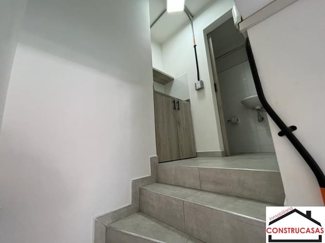 Local en arriendo en El Nogal- Los Almendros, Medellín, 30 m² · foto 9 de 11