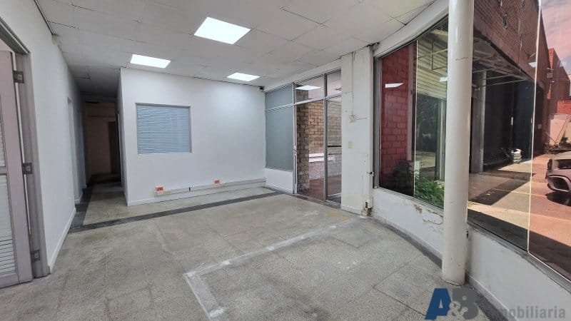 Bodega en arriendo en Caribe, Medellín, 270 m² · foto 15 de 24