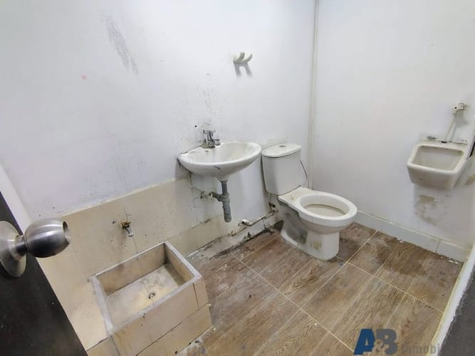 Bodega en arriendo en Centro, Bello, 350 m² · foto 9 de 12