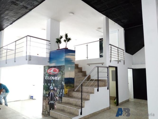 Bodega en arriendo en Campo Amor, Medellín, 1125 m² · foto 14 de 24
