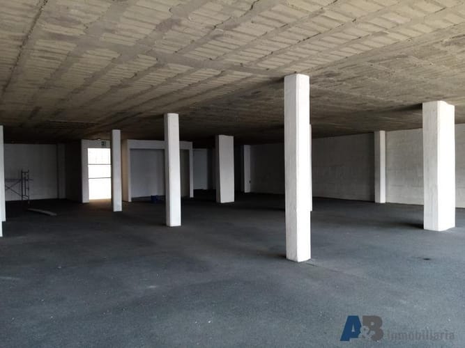 Bodega en arriendo en Campo Amor, Medellín, 1125 m² · foto 18 de 24