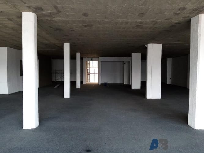 Bodega en arriendo en Campo Amor, Medellín, 1125 m² · foto 19 de 24