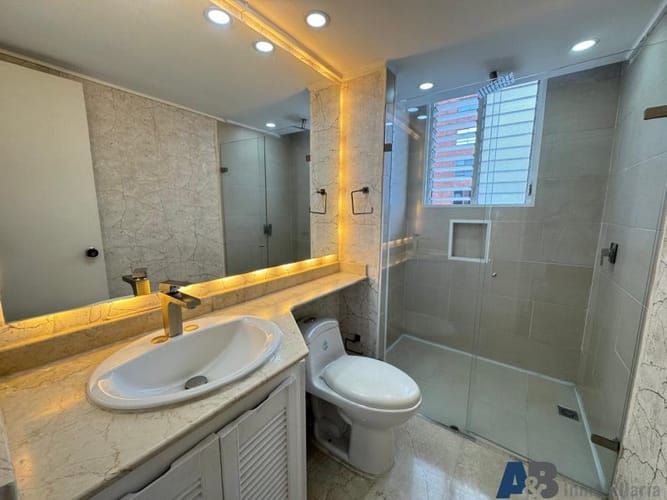 Apartamento de 3 alcobas en arriendo en Alejandría, Medellín, 150 m² · foto 17 de 19