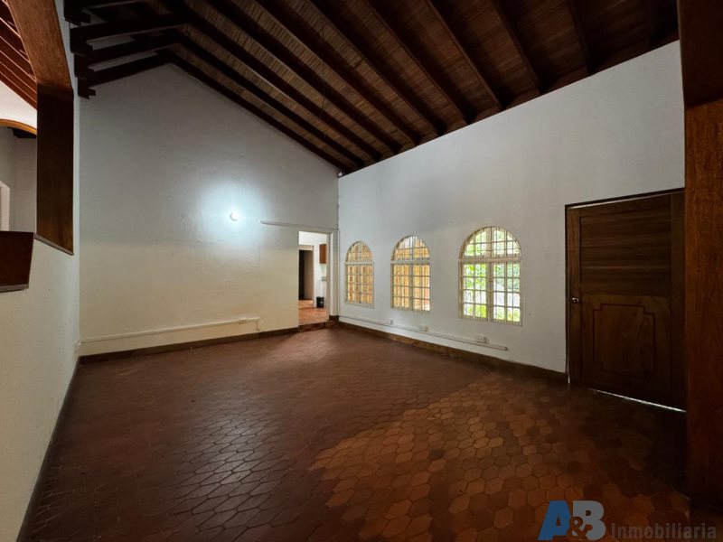 Casa en arriendo en El Poblado, Medellín · foto 17 de 22